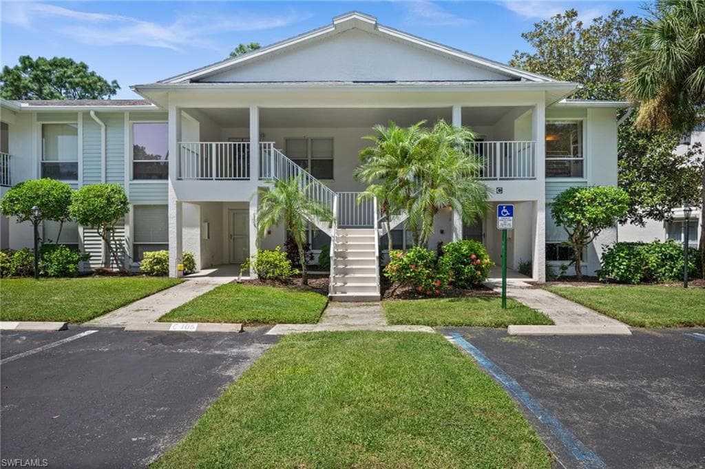 1140 Sarah Jean Cir C206, Naples, FL 34110-3