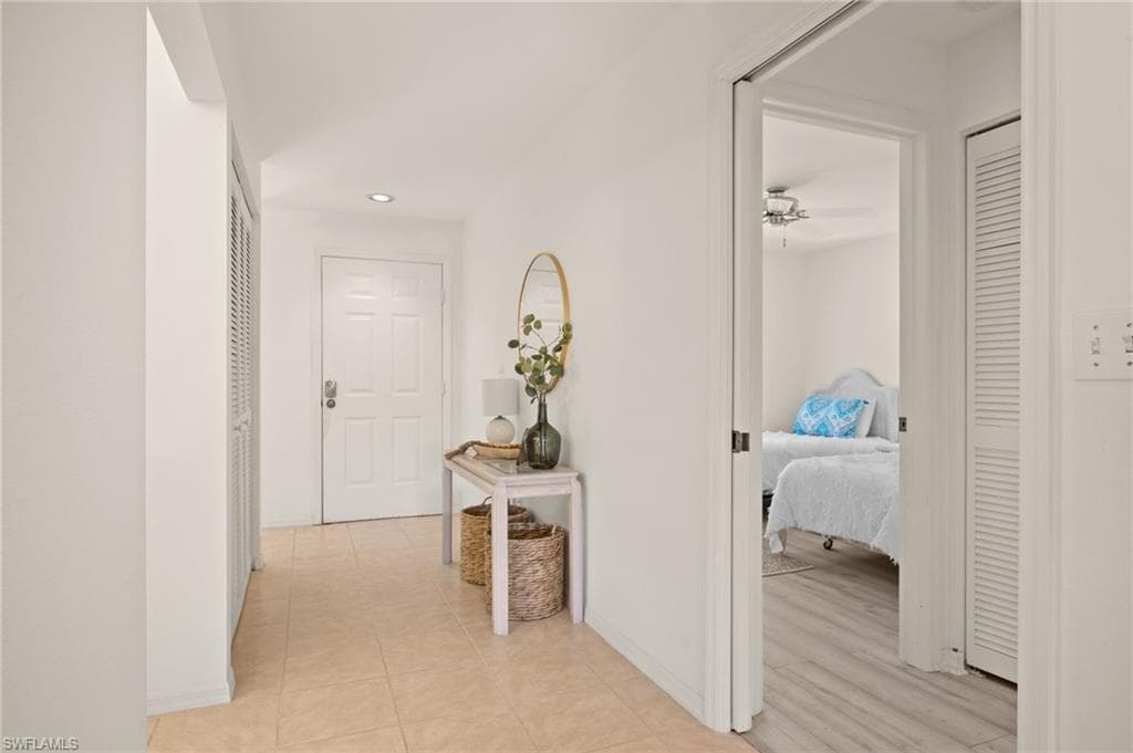1140 Sarah Jean Cir C206, Naples, FL 34110-7