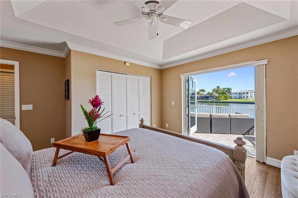 482 Clifton Ct, Marco Island, FL 34145-22