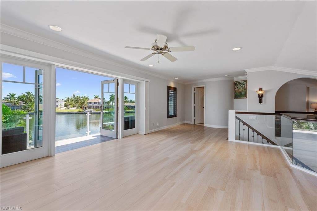 482 Clifton Ct, Marco Island, FL 34145-30