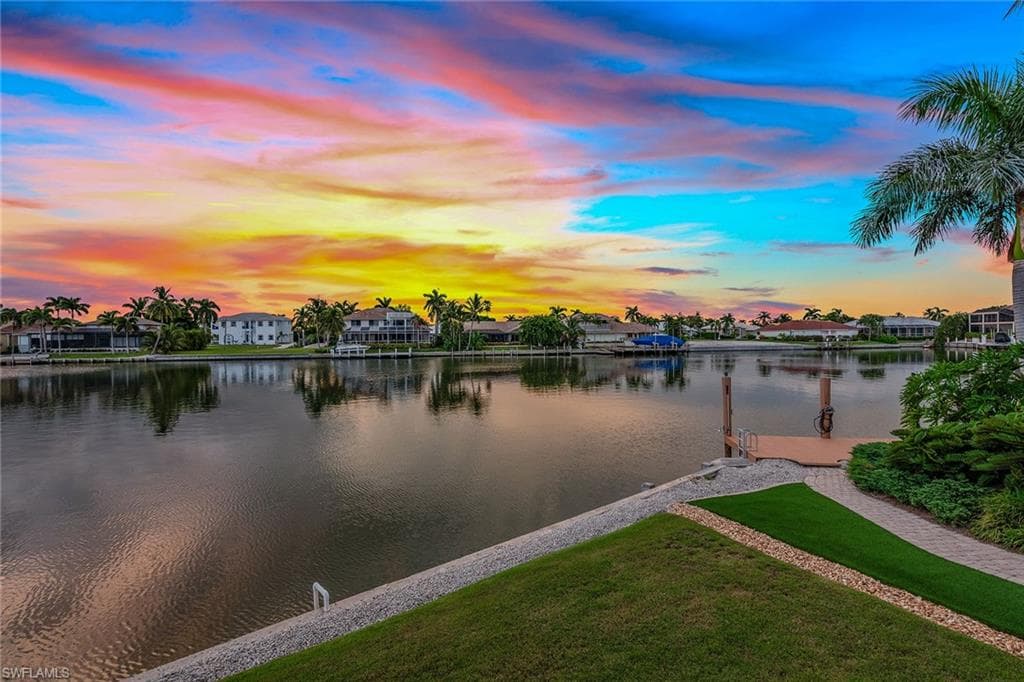 482 Clifton Ct, Marco Island, FL 34145-5