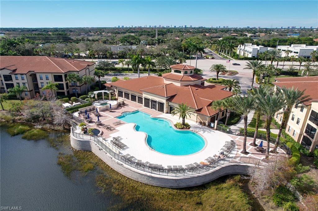 12990 Positano Cir 306, Naples, FL 34105-33