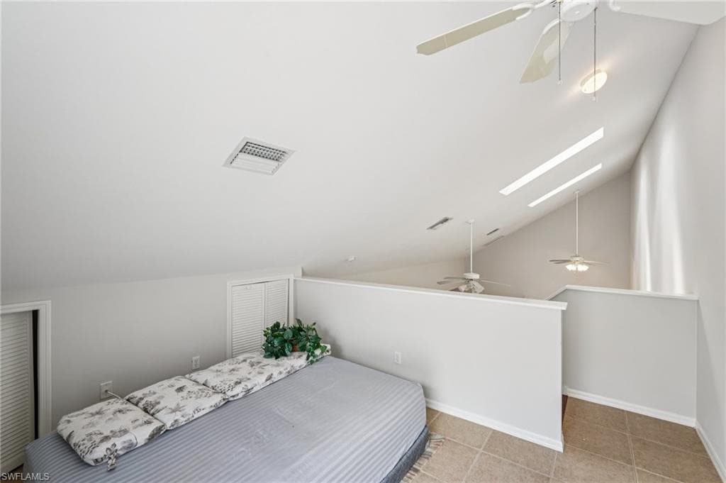 4337 Covey Cir 9c, Naples, FL 34109-25