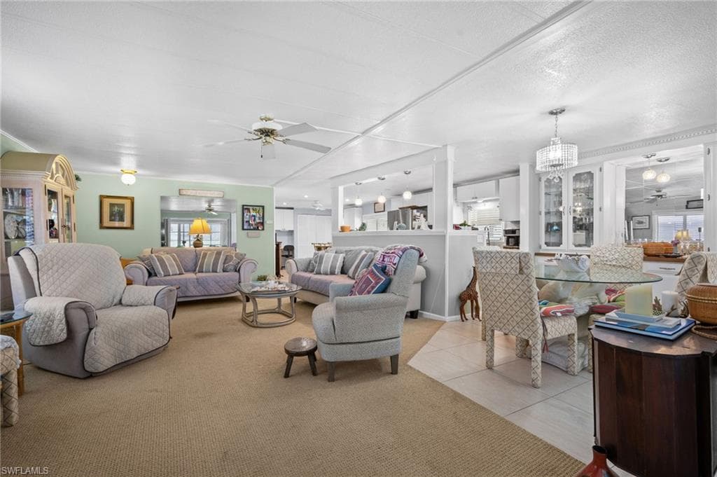 10 Cannes Dr, Naples, FL 34112-22