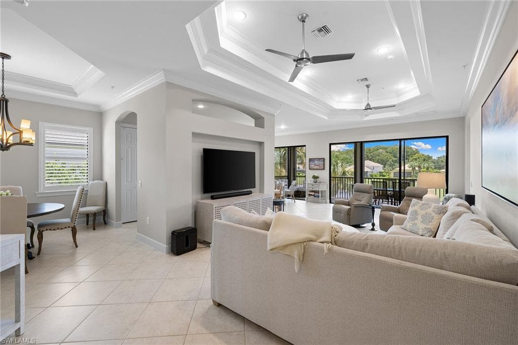 12046 Covent Garden Ct 903, Naples, FL 34120-11