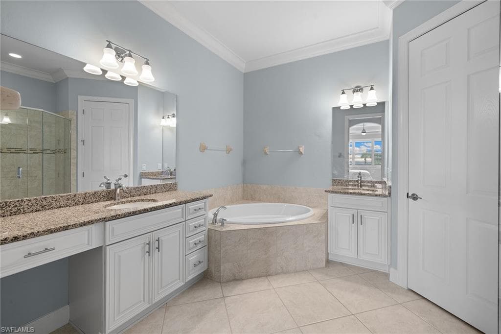 12046 Covent Garden Ct 903, Naples, FL 34120-29