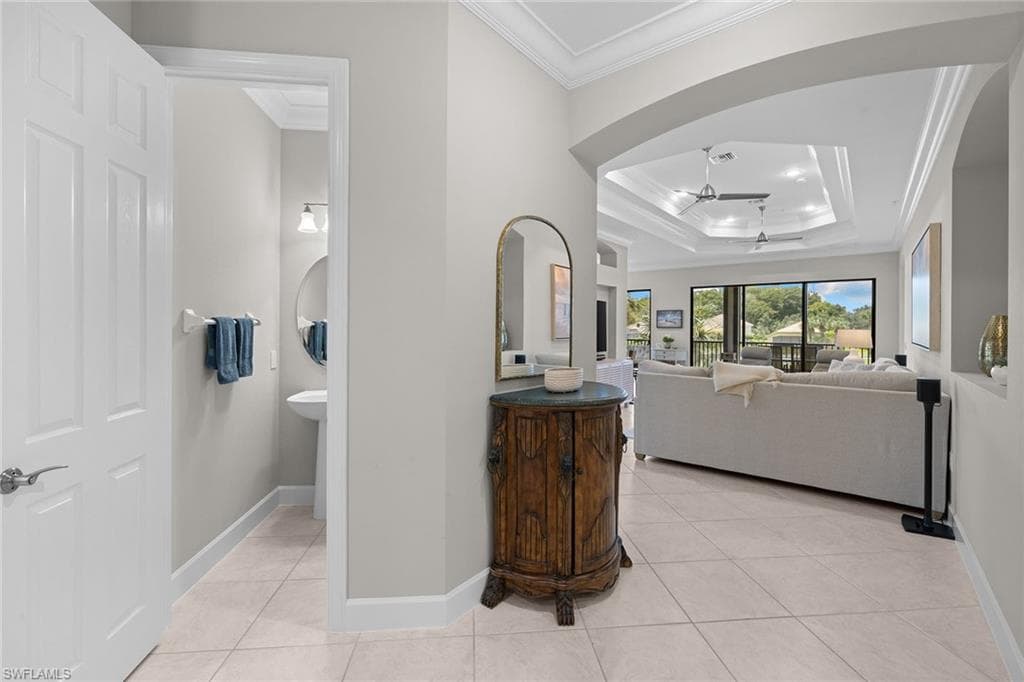 12046 Covent Garden Ct 903, Naples, FL 34120-38