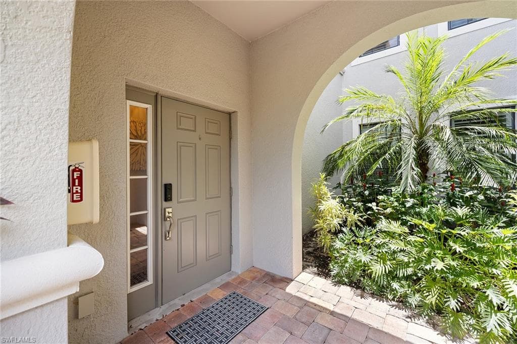 12046 Covent Garden Ct 903, Naples, FL 34120-41