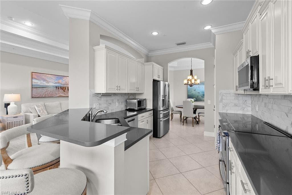 12046 Covent Garden Ct 903, Naples, FL 34120-4