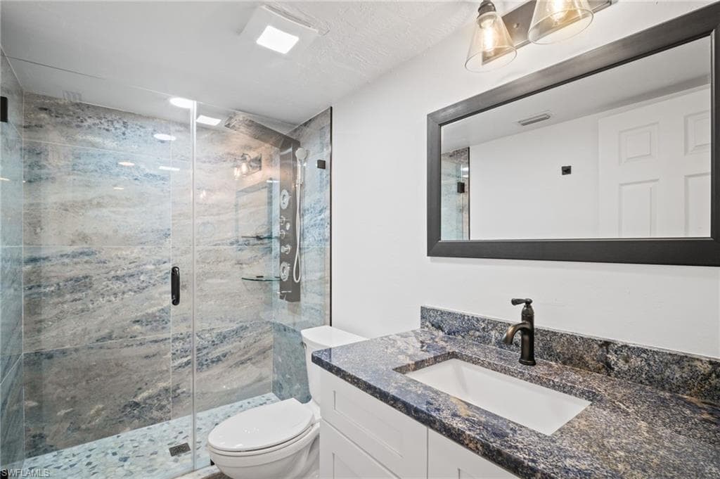 6216 Cougar Run 102, Fort Myers, FL 33908-17