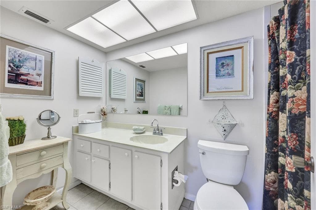 1733 Courtyard Way 104, Naples, FL 34112-14