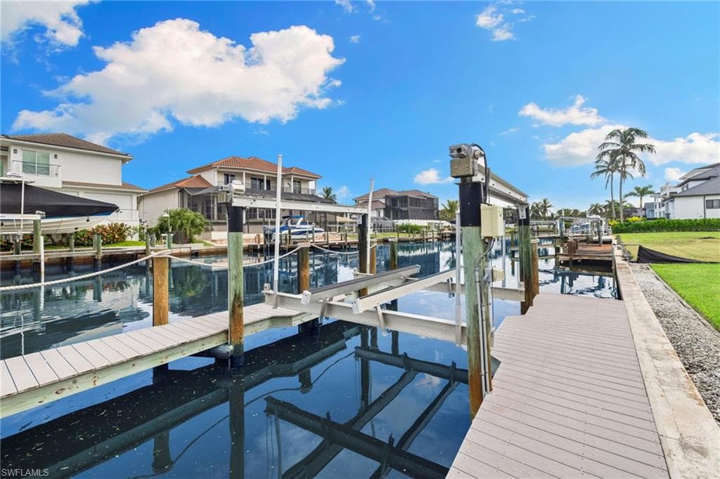 385 Willet Ave, Naples, FL 34108-14