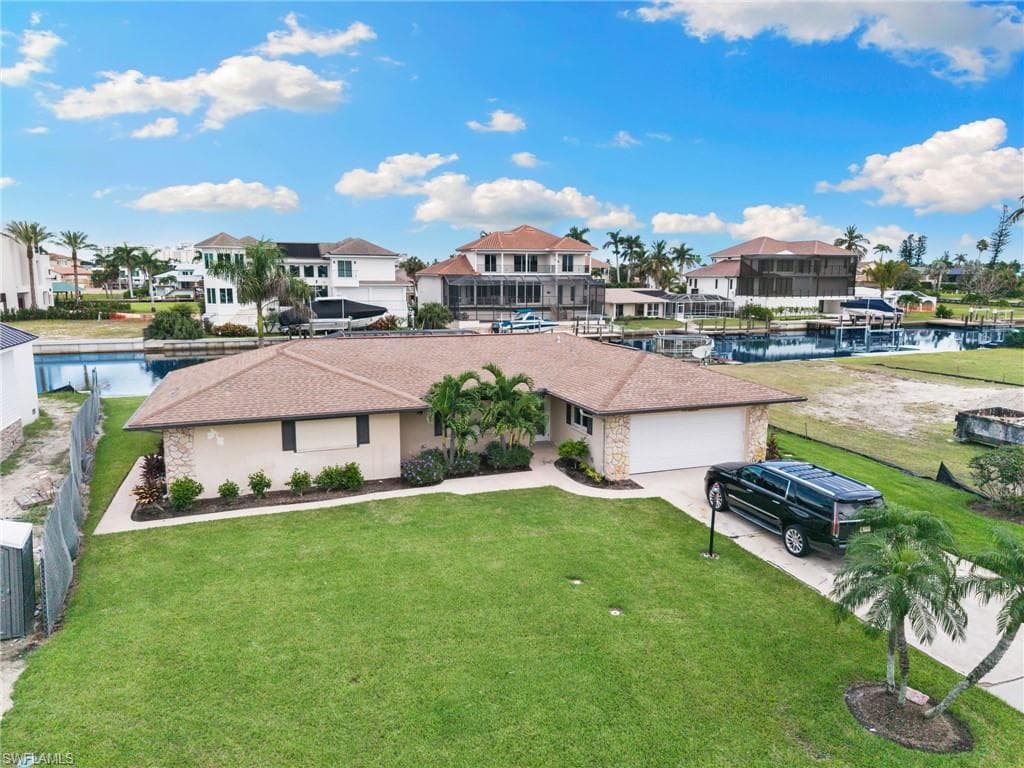 385 Willet Ave, Naples, FL 34108-16