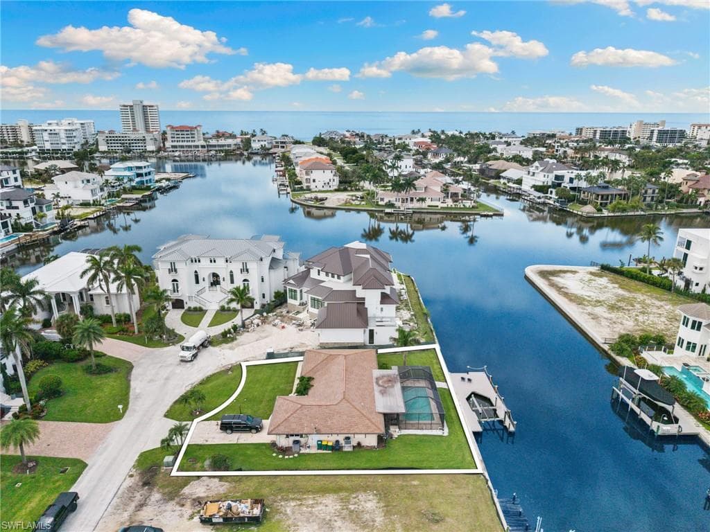 385 Willet Ave, Naples, FL 34108-17