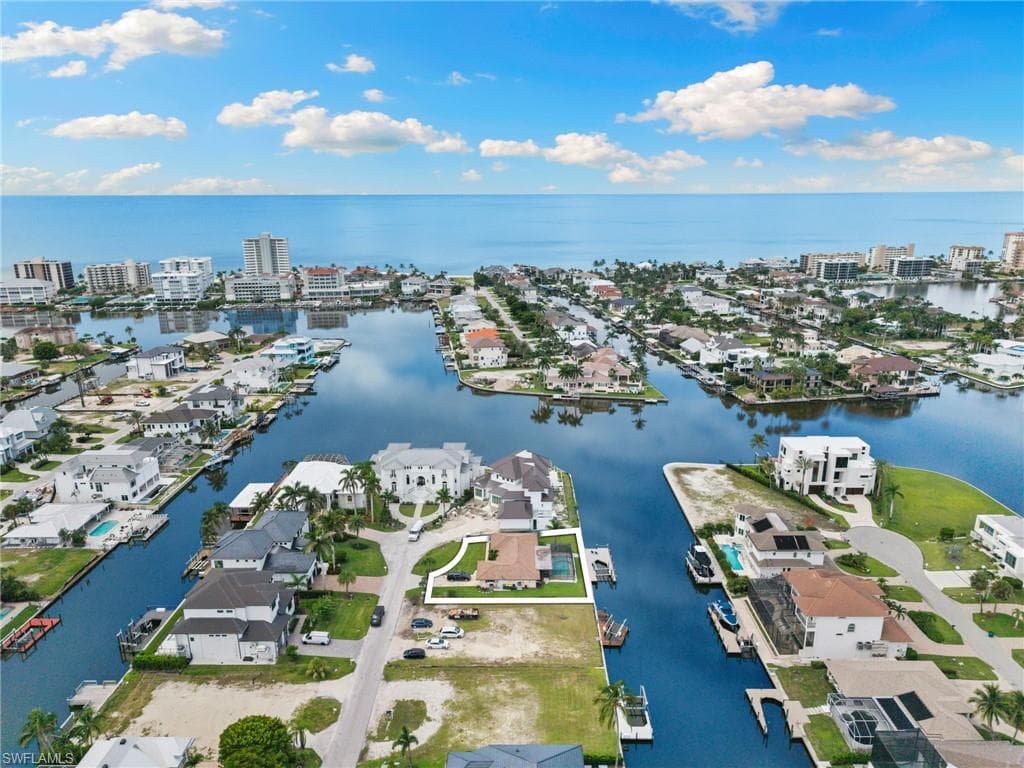 385 Willet Ave, Naples, FL 34108-18