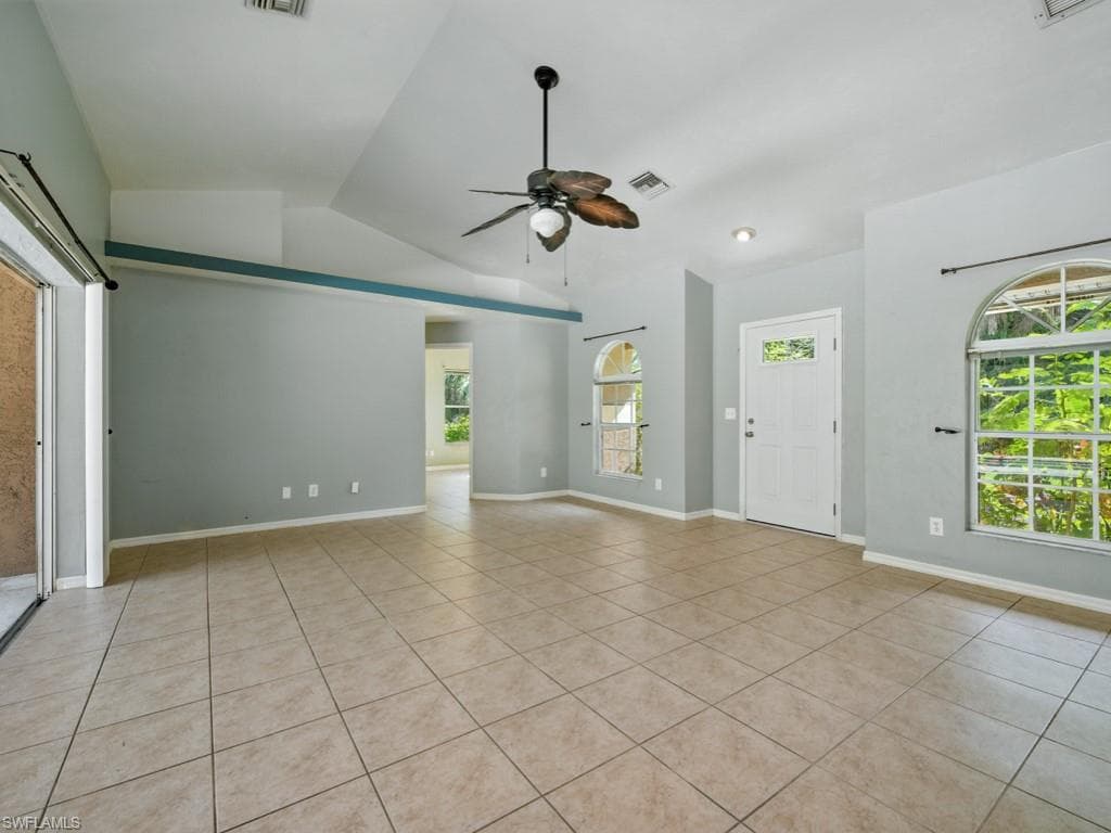 121 16th St NE, Naples, FL 34120-13
