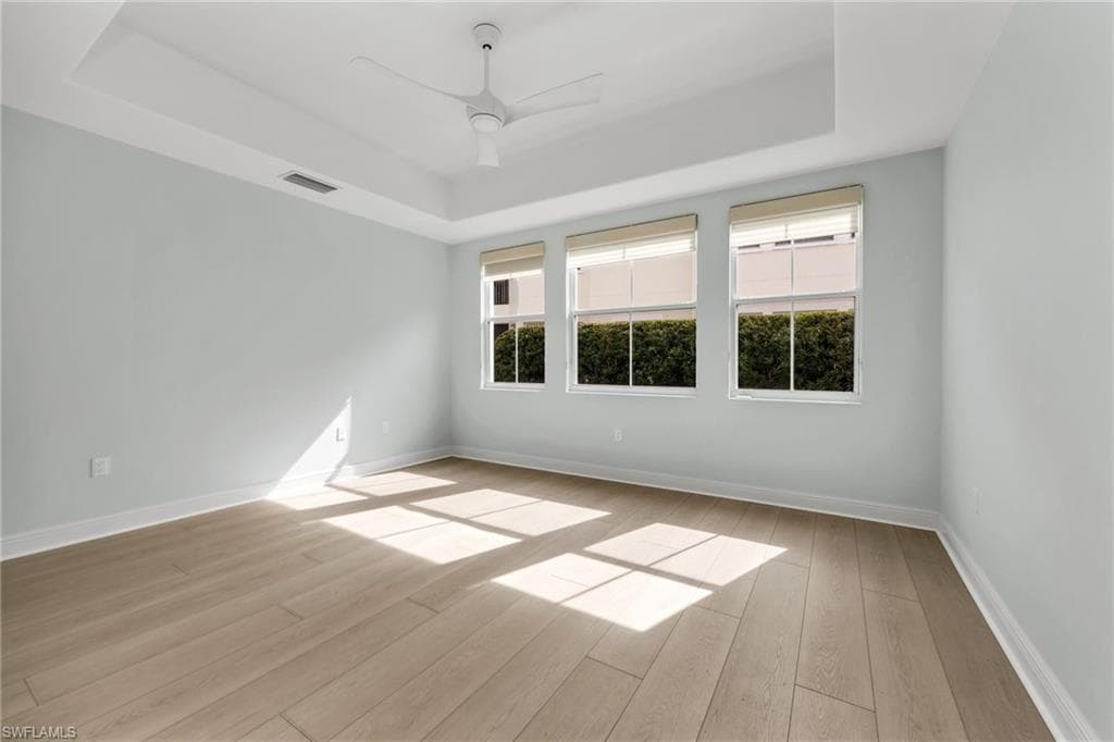 583 Avellino Isles Cir 102, Naples, FL 34119-18