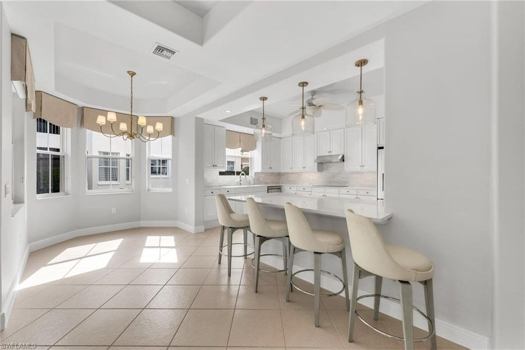 583 Avellino Isles Cir 102, Naples, FL 34119-6