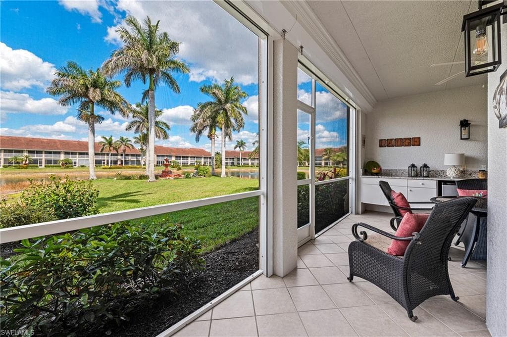 2381 Hidden Lake Ct 01, Naples, FL 34112-26