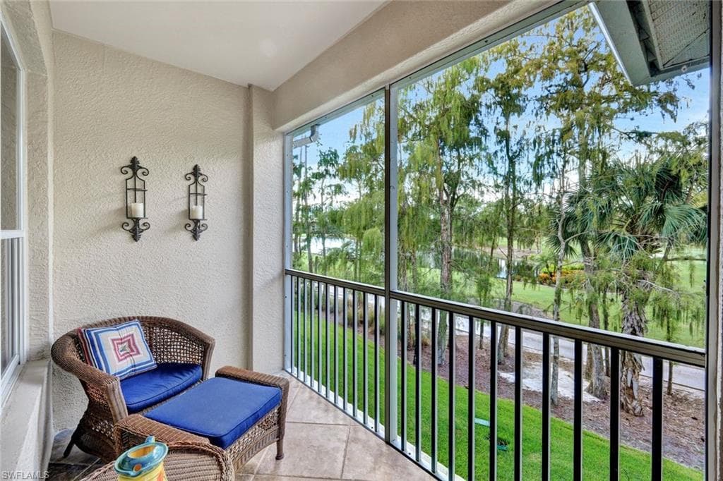 8275 Danbury Blvd 203, Naples, FL 34120-26