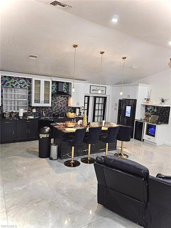 3770 25th, Naples, Fl 34117-6