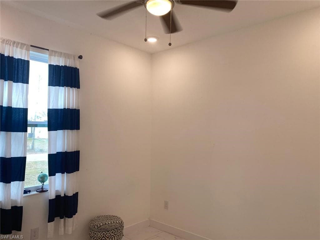 5039/5041 Benton St, Lehigh Acres, FL 33971-8