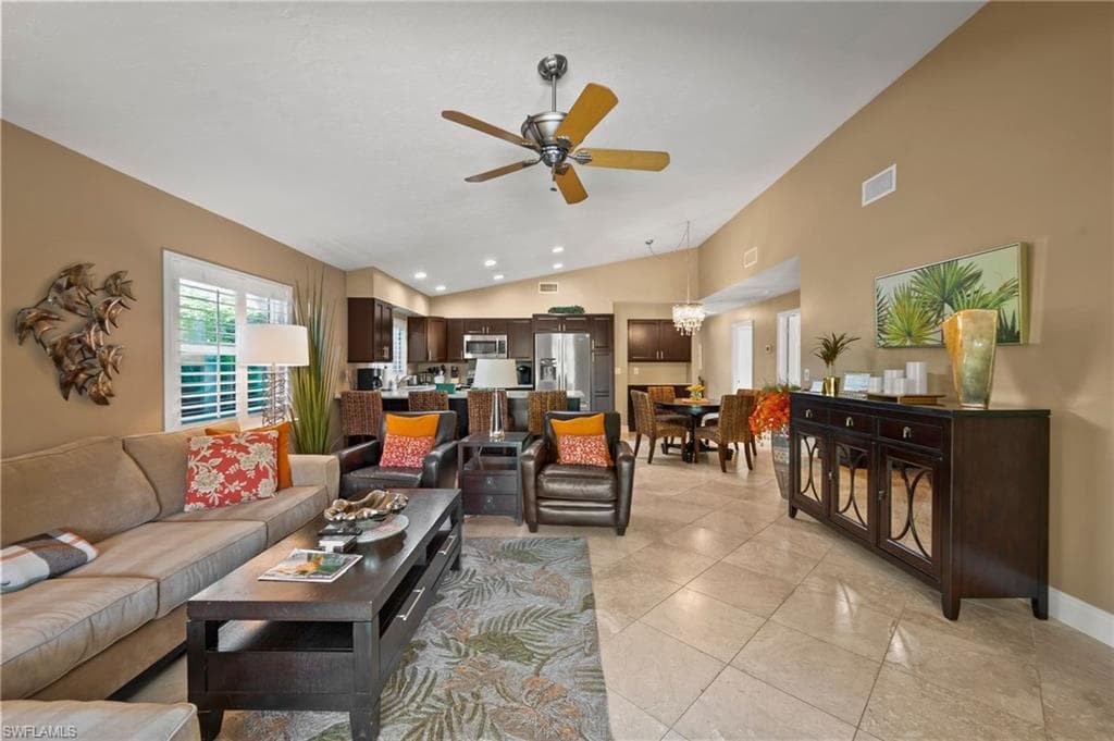 567 99th Ave N, Naples, FL 34108-16