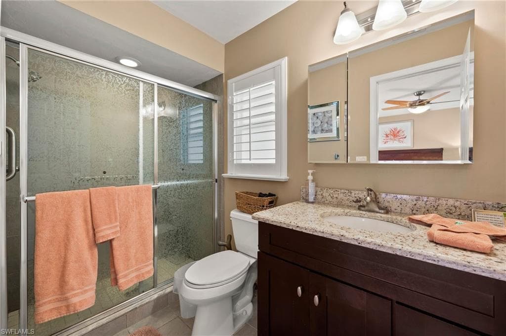 567 99th Ave N, Naples, FL 34108-26