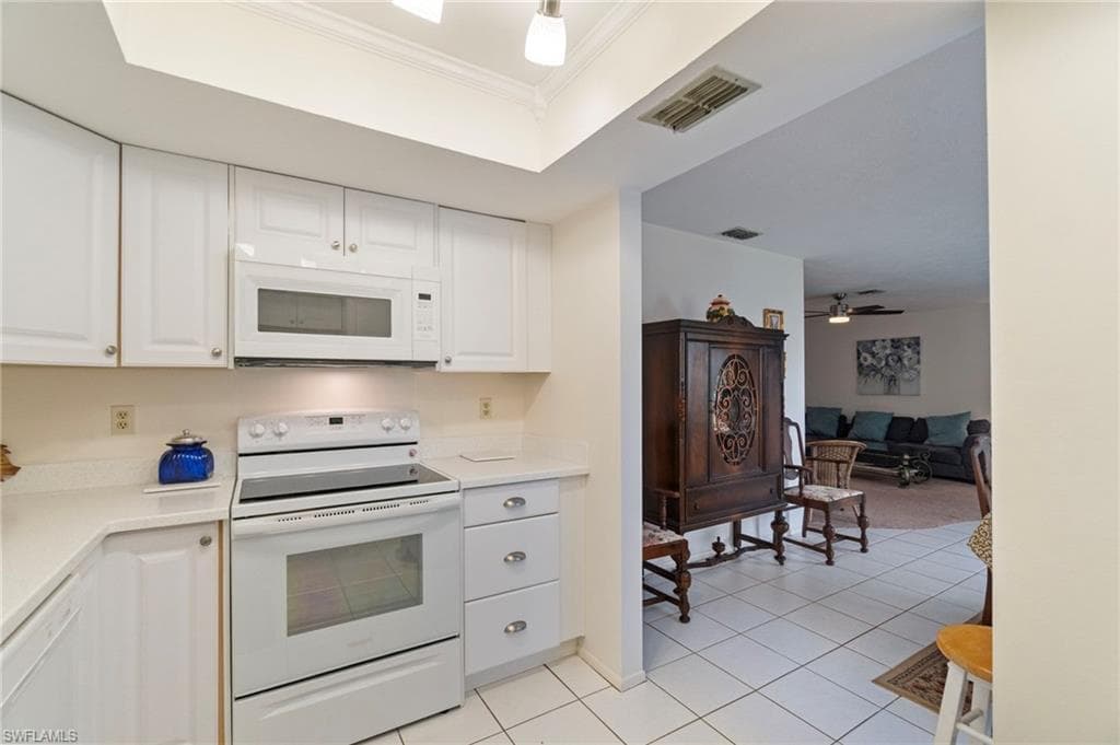 3913 11th Ave 206, Cape Coral, FL 33904-9