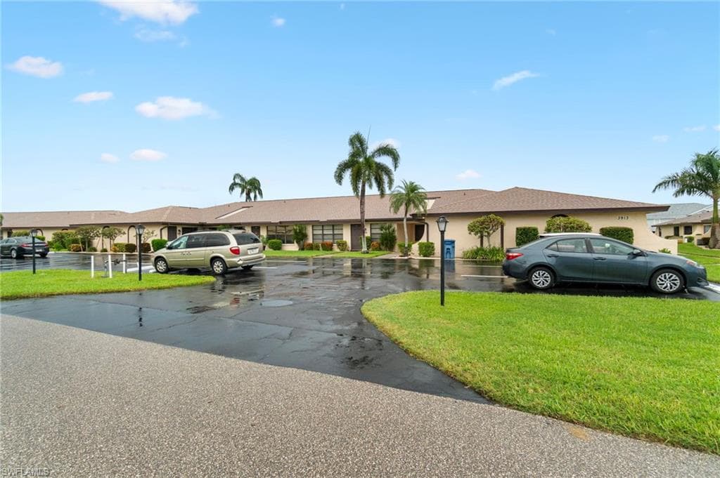 3913 11th Ave 206, Cape Coral, FL 33904-16
