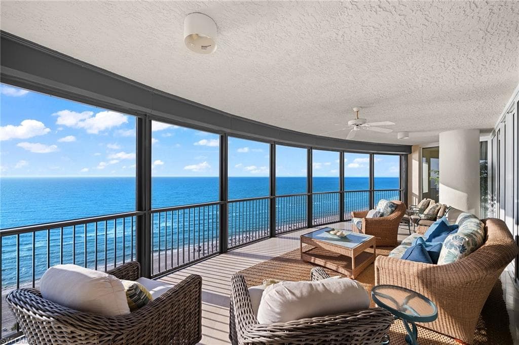 8665 Bay Colony Dr 1404, Naples, FL 34108-8