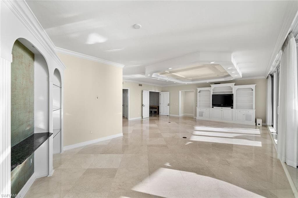 8665 Bay Colony Dr 1404, Naples, FL 34108-5