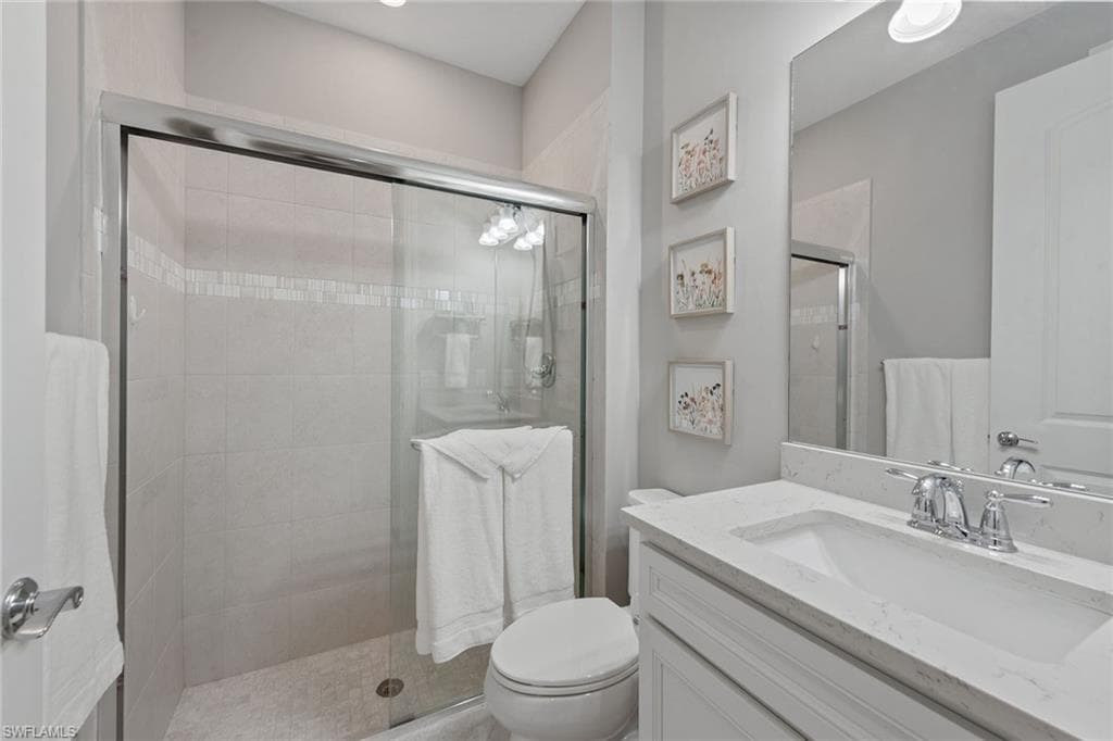 2768 Amaranda Ct, Naples, FL 34114-16