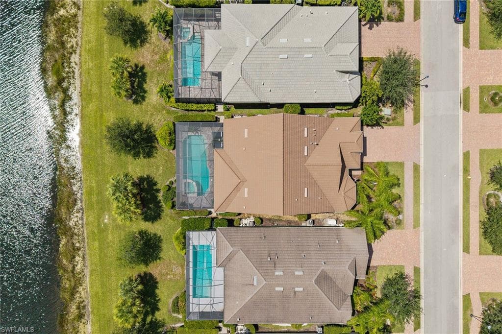 2768 Amaranda Ct, Naples, FL 34114-33