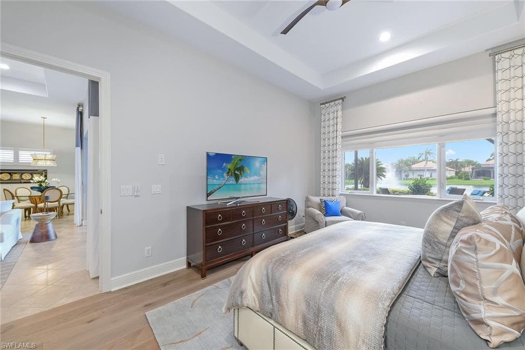 5999 Hammock Isles Cir, Naples, FL 34119-12