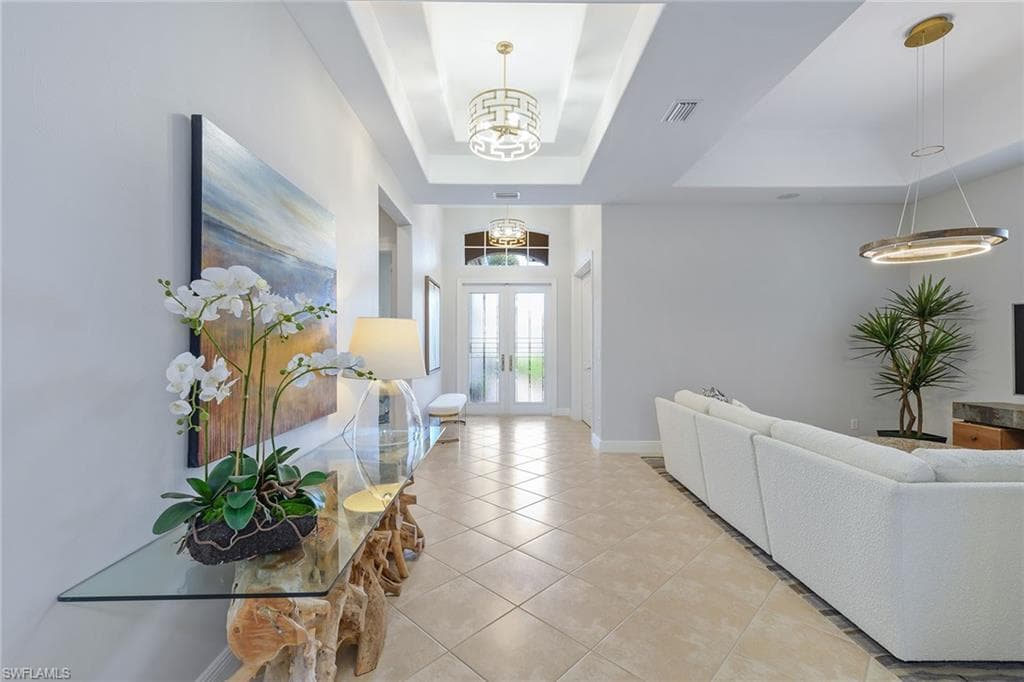 5999 Hammock Isles Cir, Naples, FL 34119-23