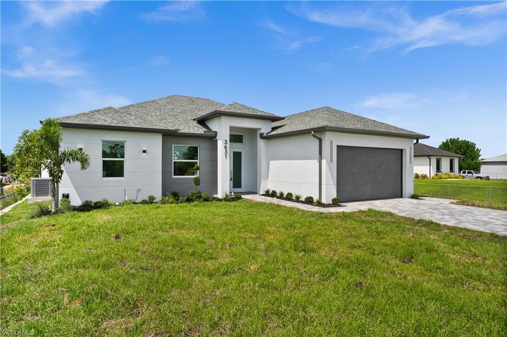 3631 68th Ave NE, Naples, FL 34120-3