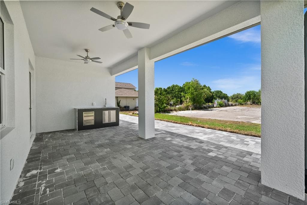 3631 68th Ave NE, Naples, FL 34120-4