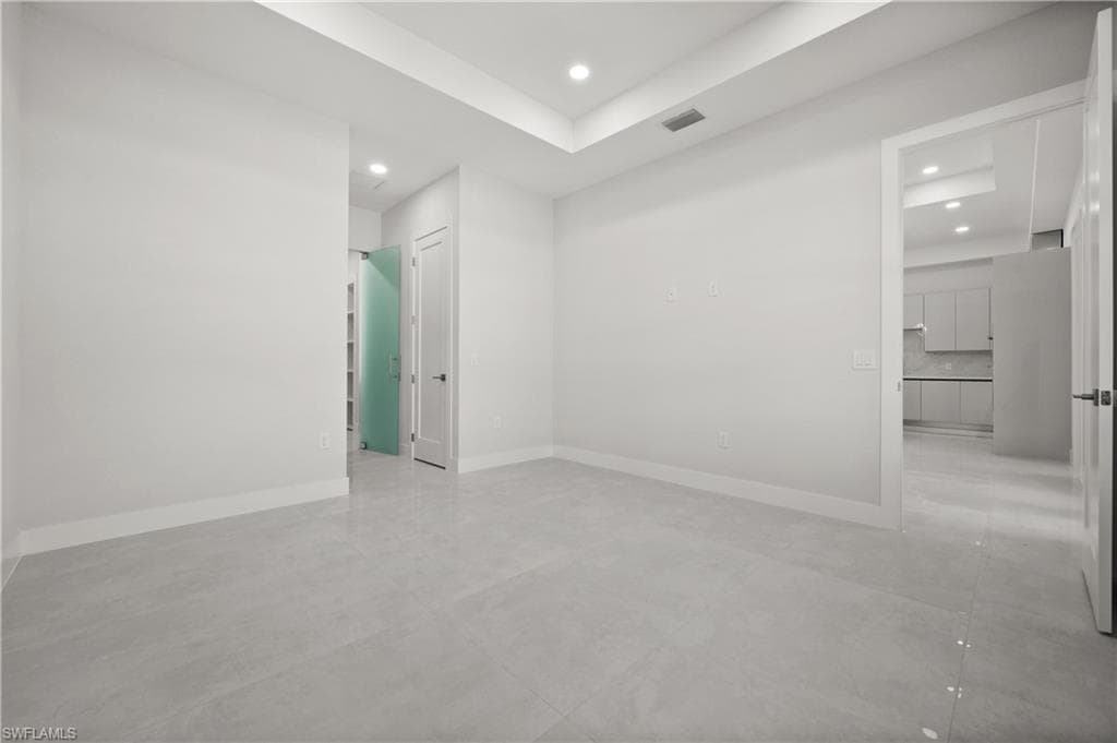 3631 68th Ave NE, Naples, FL 34120-7