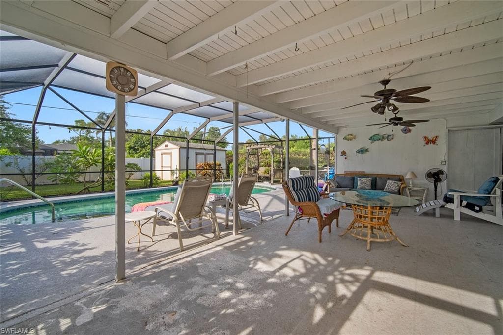 212 Willowick Dr, Naples, FL 34110-23