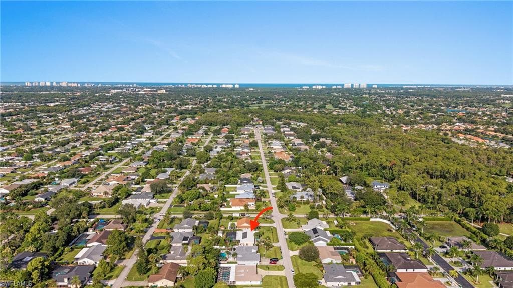 212 Willowick Dr, Naples, FL 34110-4