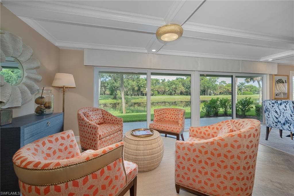 112 Wilderness Dr 124, Naples, FL 34105-11
