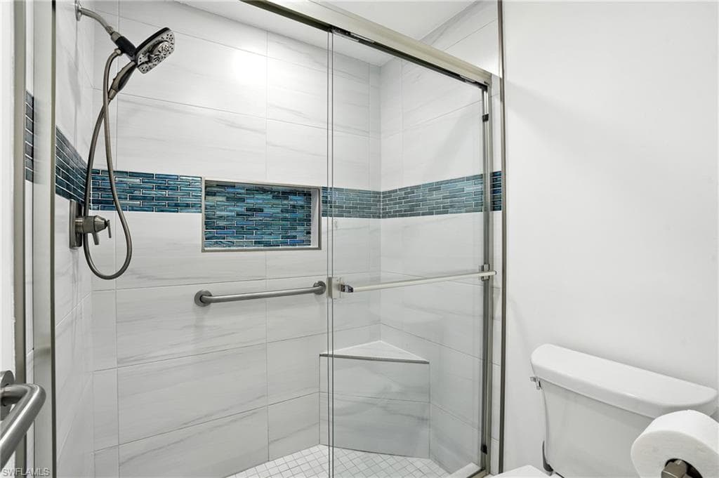 12629 Glen Hollow Dr, Bonita Springs, FL 34135-15