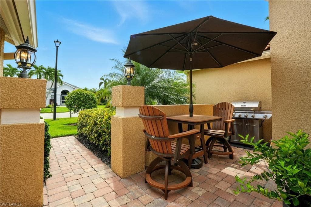 12629 Glen Hollow Dr, Bonita Springs, FL 34135-3