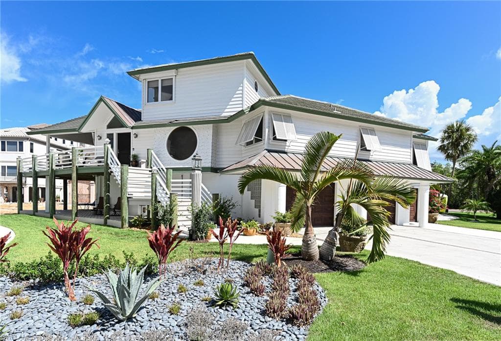 101 Dominica Ln, Bonita Springs, FL 34134-8512-1