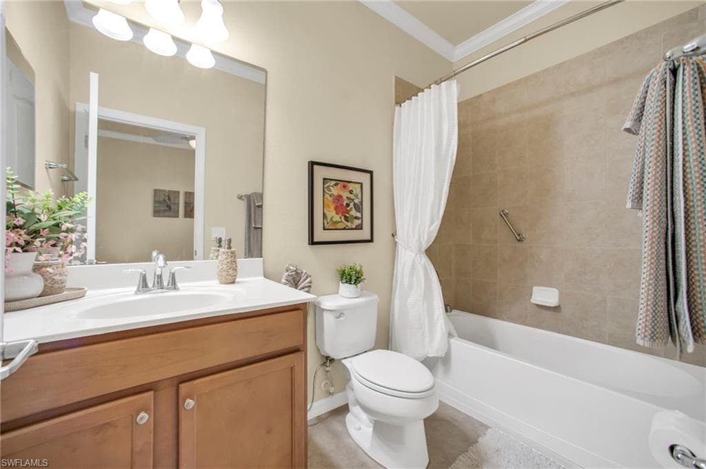 14513 Lanier Ct, Naples, FL 34114-12