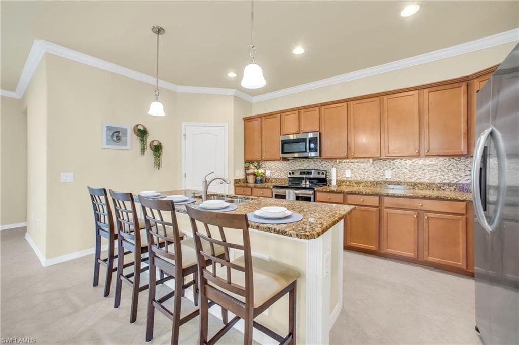 14513 Lanier Ct, Naples, FL 34114-21