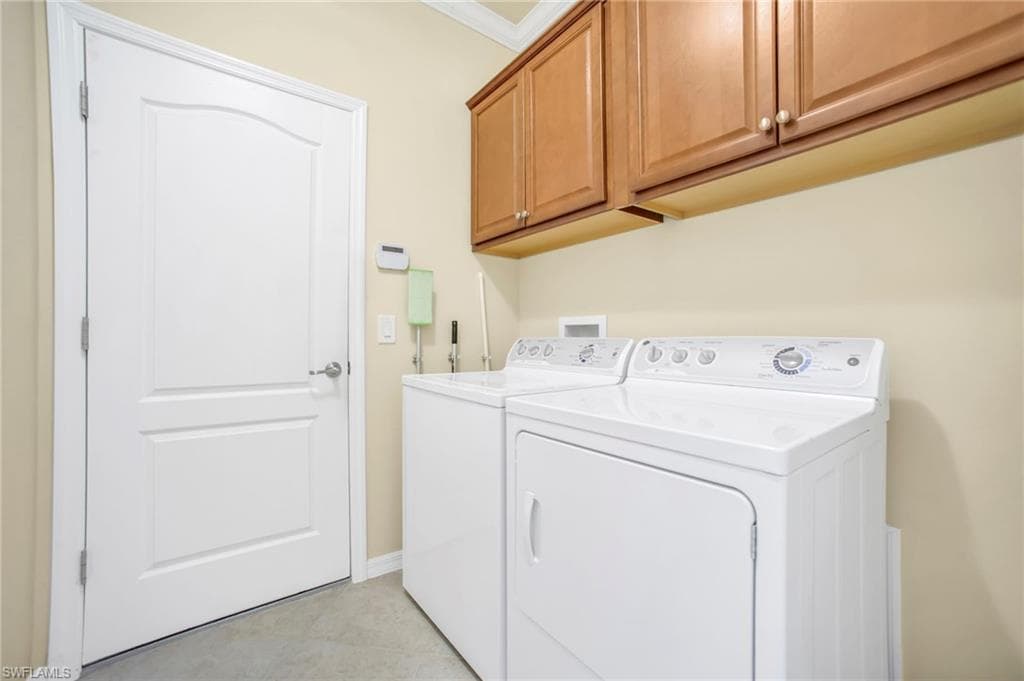 14513 Lanier Ct, Naples, FL 34114-26