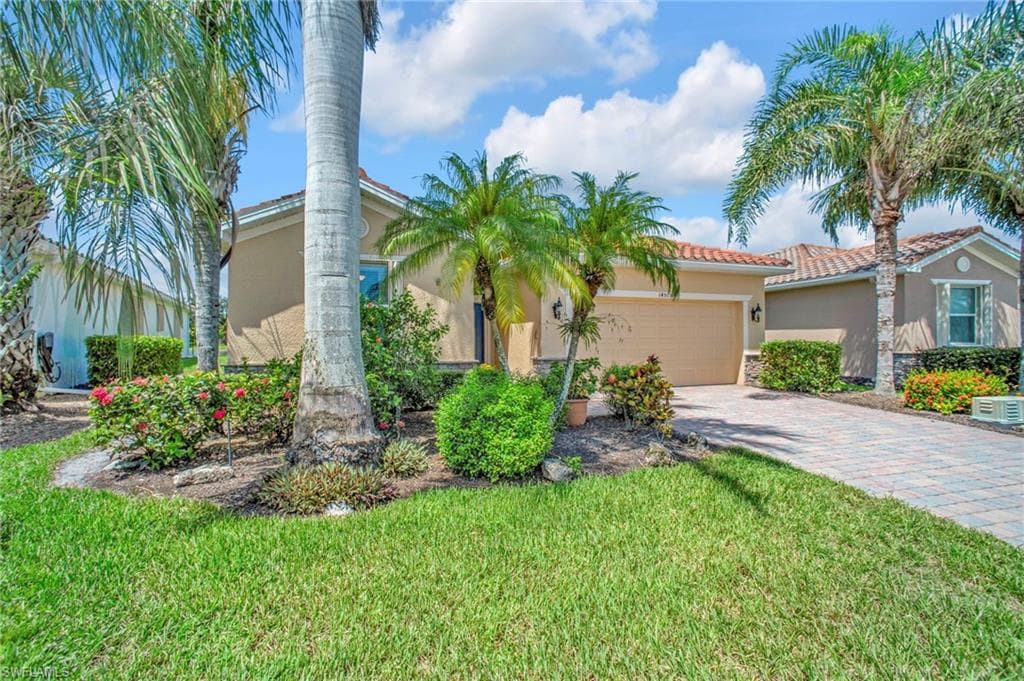 14513 Lanier Ct, Naples, FL 34114-2
