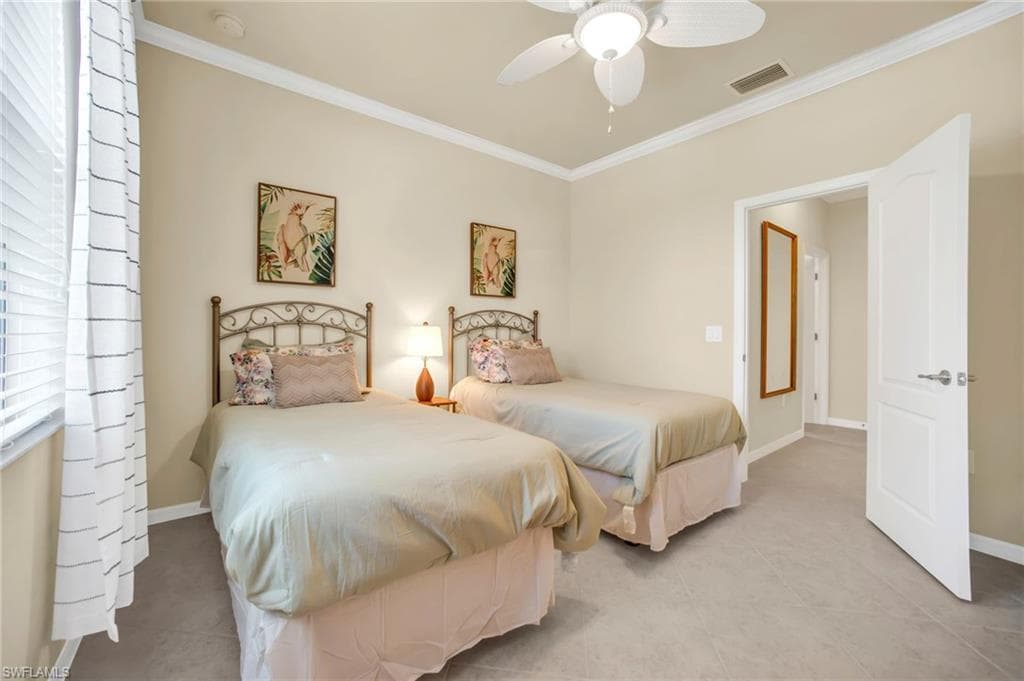 14513 Lanier Ct, Naples, FL 34114-7